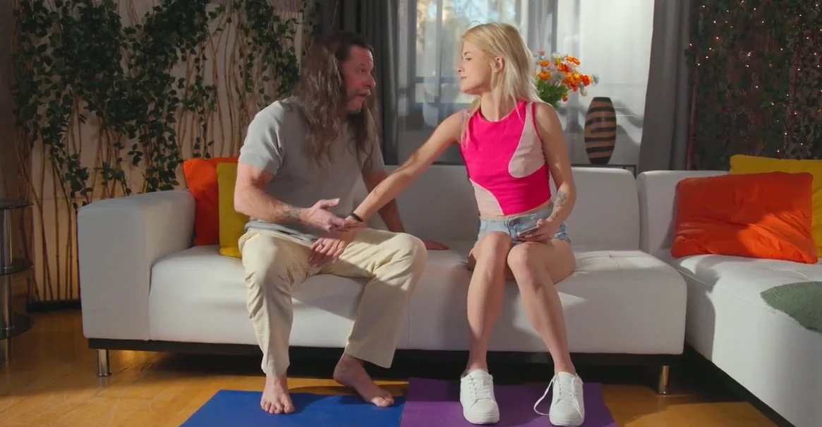 Only Teen Blowjobs - Nicole Nichols - Nicole Nichols Blows Her Yoga Teacher