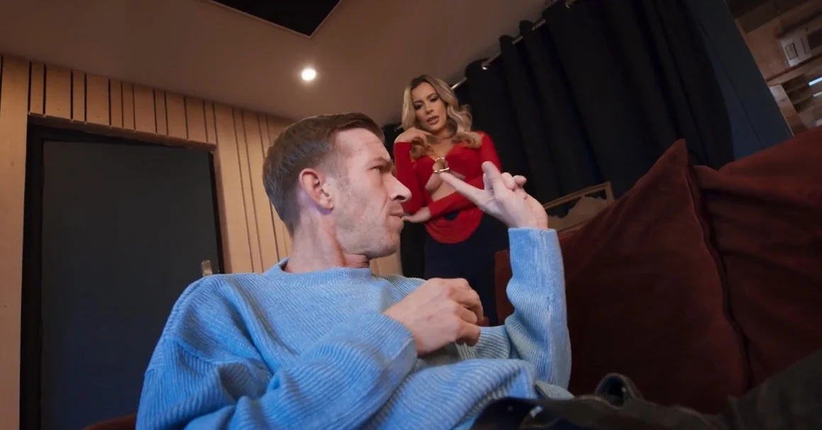 Brazzers Exxtra - Kenia Music - The Vocal Voyeur 1080p