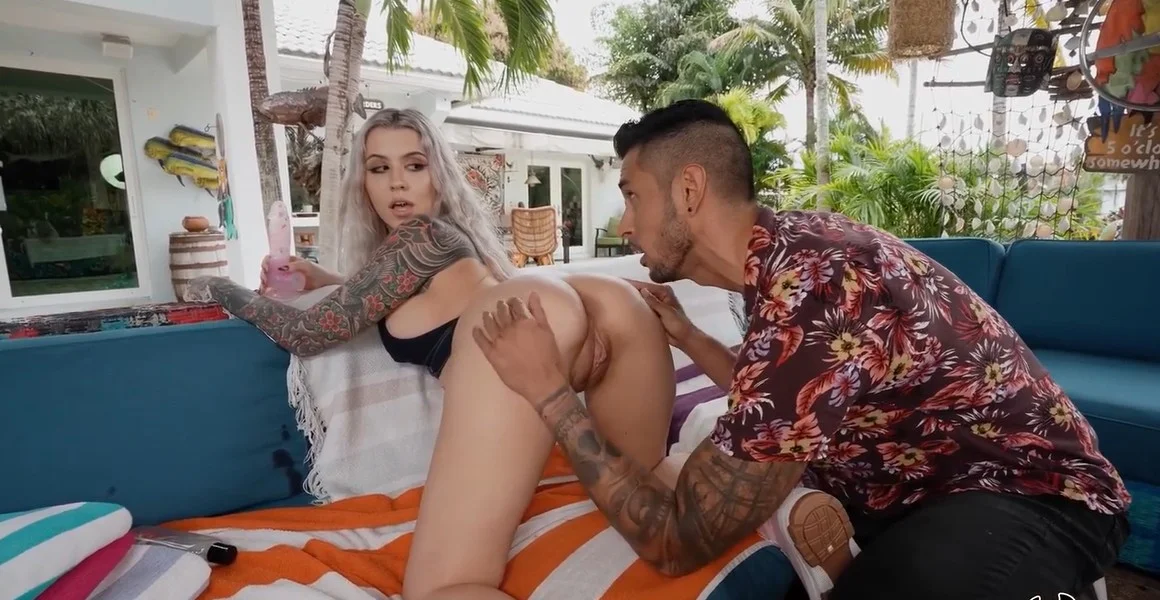 Bangbros Clips - Luna Legend - Naughty Neighbor Wants Anal