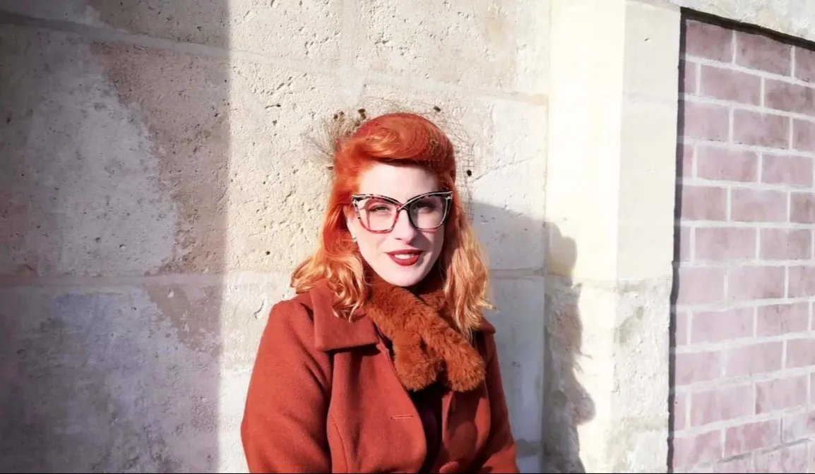 Jacquie Et Michel TV - Little Foxy - Little Foxy, 31 years old, from Annecy