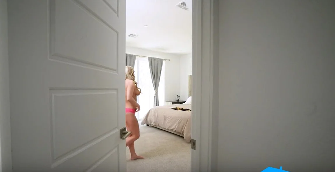 Sis Loves Me - Ria Rose - Let Me Handle That Boner Ria Rose’s Cum-Explosive Debut