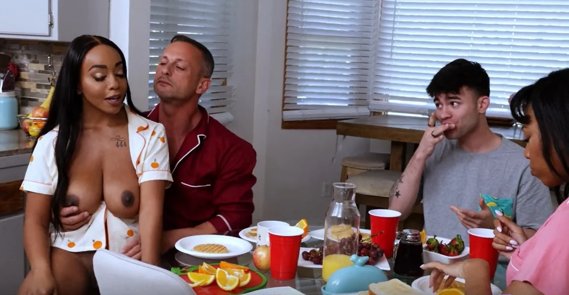 Freeuse Fantasy - Lily Starfire - Freeuse Me All Day Long! Lily’s Father’s Day Gift